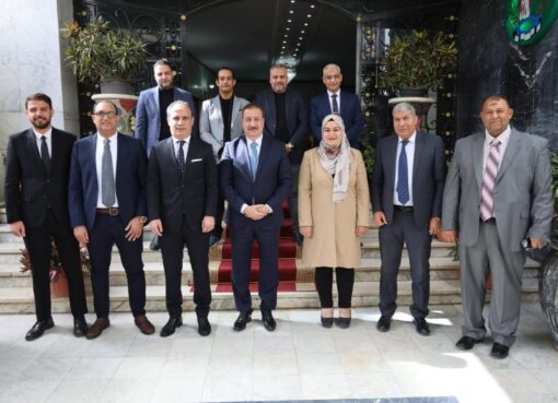 محافظ المنوفية يلتقي مجلس أمناء مدينة السادات لبحث تعزيز التعاون التنموي