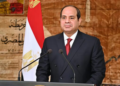 محافظ سوهاج يهنئ الرئيس السيسي بذكرى ليلة الإسراء والمعراج