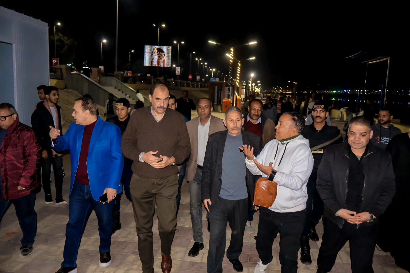 محافظ سوهاج يتفقد استعدادات الحدائق والمتنزهات لاستقبال المواطنين احتفالًا بأعياد رأس السنة وعيد الميلاد المجيد