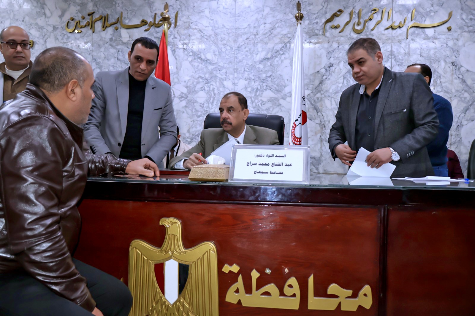 محافظ سوهاج يترأس اللقاء الجماهيري الأسبوعي ويشدد على سرعة الاستجابة لمطالب المواطنين