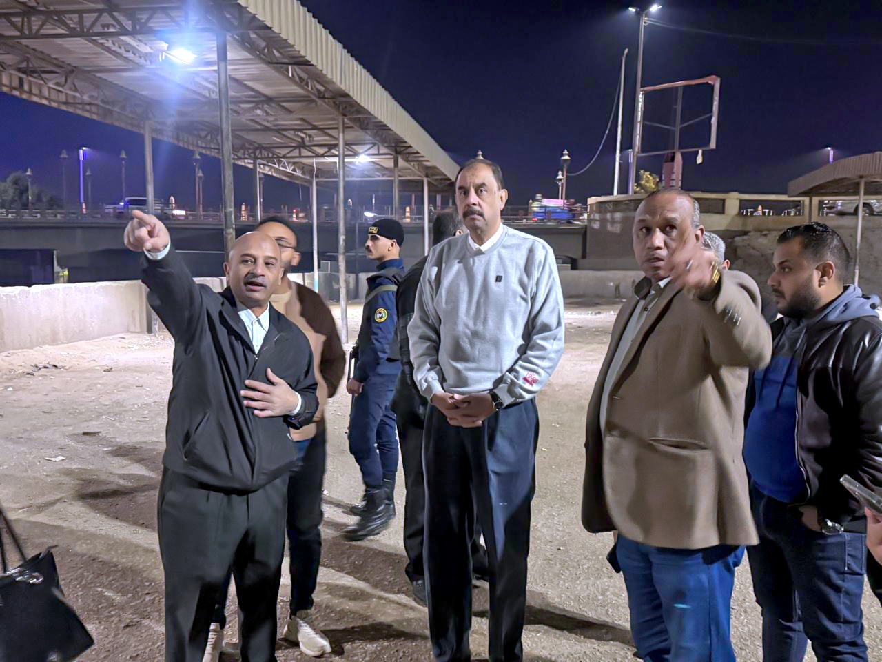 محافظ سوهاج يتفقد منطقة ونفق الشهيد اللواء نبيل فراج ويوجه بتطويرها خلال 60 يومًا