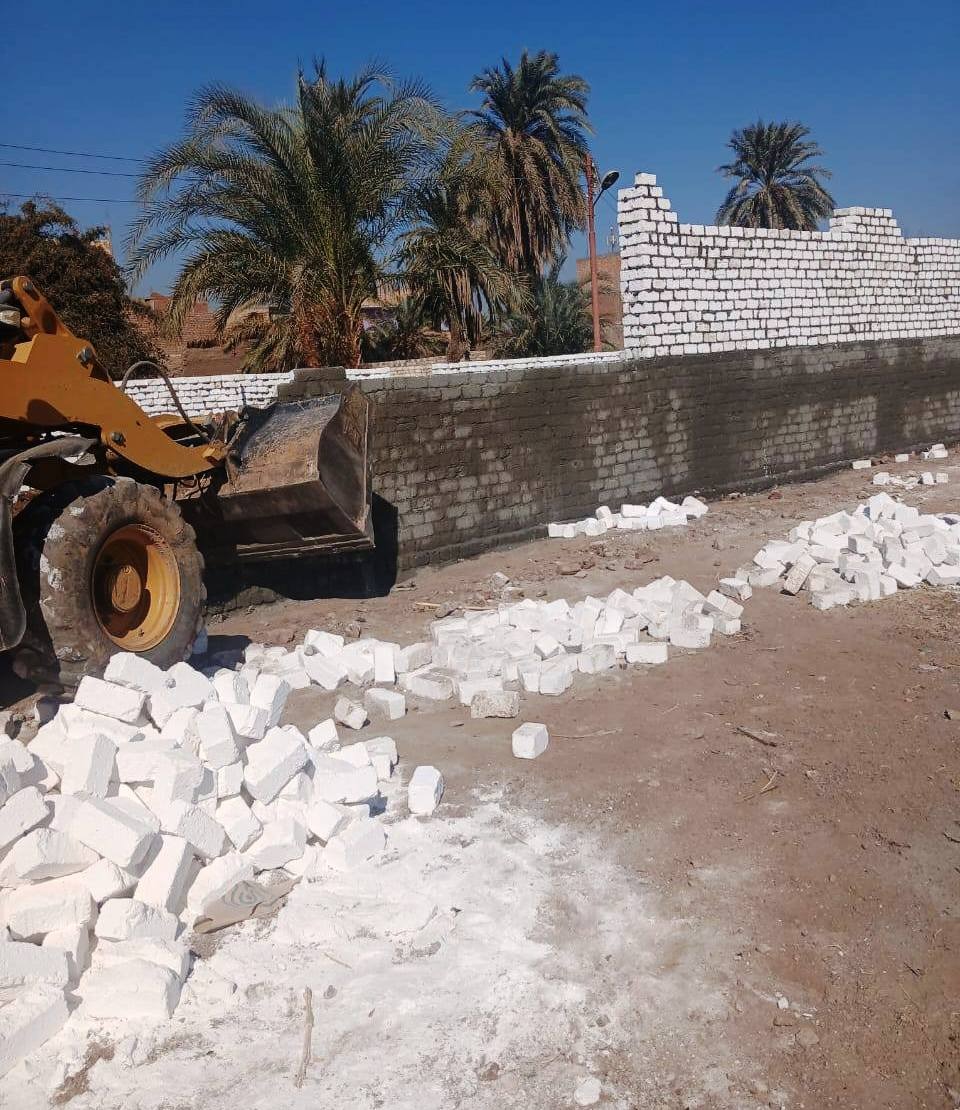 محافظ سوهاج إزالة 361 حالة تعدي على أملاك الدولة والأراضي الزراعية والمتغيرات المكانية