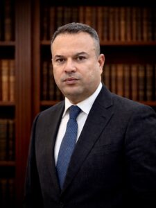 مهابة المنصب ومرآة الإلغاء "منصب رئيس الوزراء أنموذجاً"