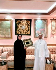 متحف الحسينية السعودي يمنح وسام التميز للاعلامية وفاء عبدالغفار