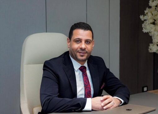 ابراهيم البشاري يبرز