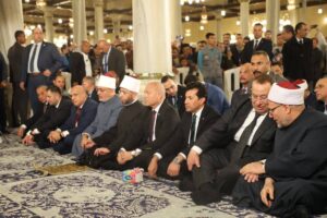 الدكتور إبراهيم صابر محافظ القاهرة يشهد إحتفال وزارة الأوقاف نائباً عن الرئيس بمناسبة ليلة النصف من شعبان