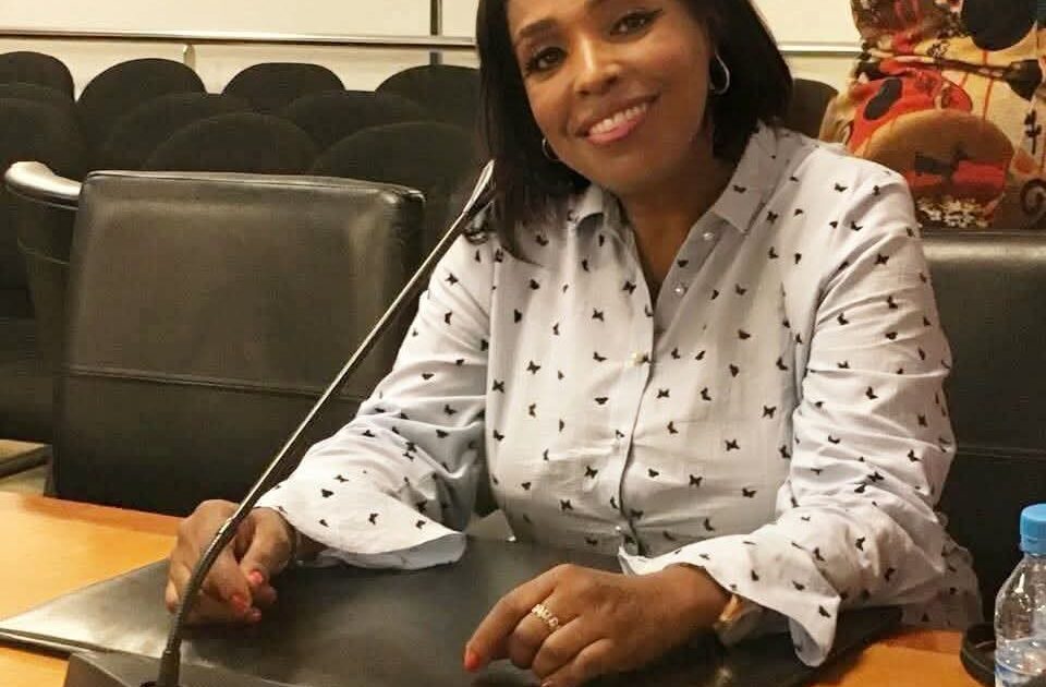 تغريدة الشعر العربي