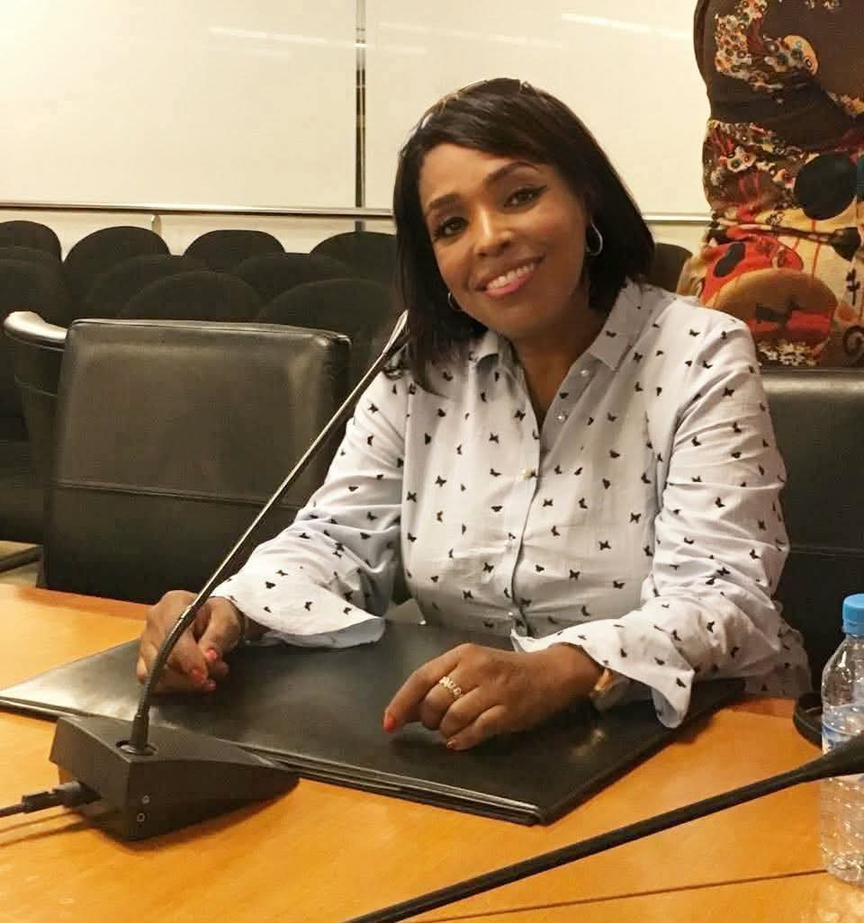 تغريدة الشعر العربي