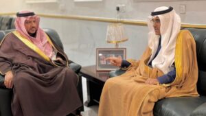 محافظ رنية يلتقي بمدير تعليم الطائف