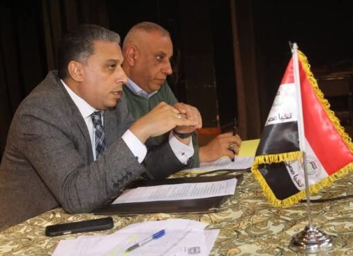 " عطية" يناقش مع مديري ووكلاء الإدارات التعليمية تنفيذ خطة العمل بالفصل الدراسي الثاني 