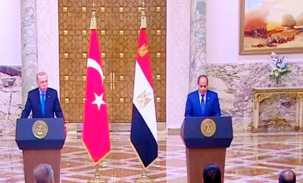 السيسي يؤكد رفض أي تعطيل لخطة ترامب للسلام ويدعو لتنسيق إقليمي لحل الأزمات