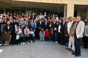 سعادة غامرة على وجوه أبناء العاملين المتفوقين أثناء تكريمهم بجامعة العاصمة