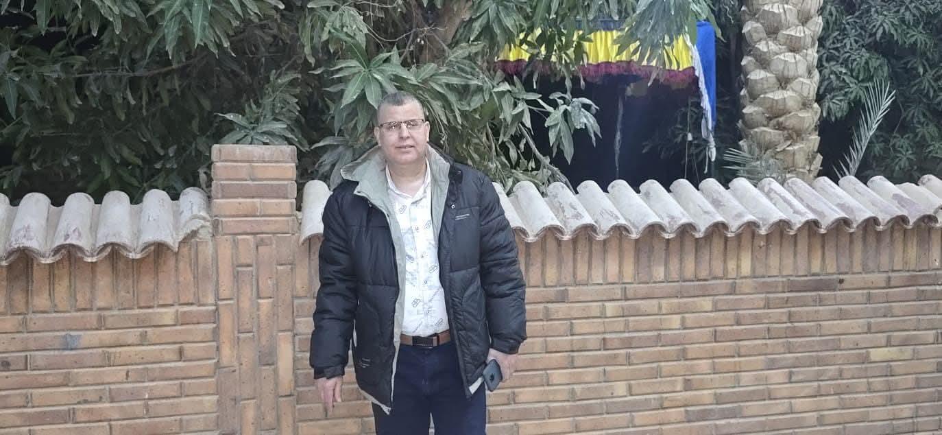 إتقان العمل حتى في تسوية القبر