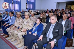 محافظ سوهاج يكرم ابطال الجيش والشرطة بمناسبة يوم الشهيد والمحارب