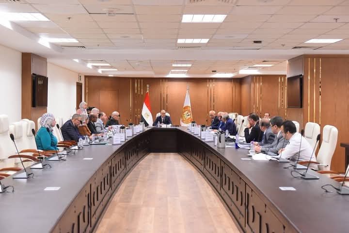 صندوق إعانات الطوارئ للعمال يعلن انفاق 2 مليار و481 مليون جنيه منذ تأسيسه دعمًا لـ441 ألف عامل 