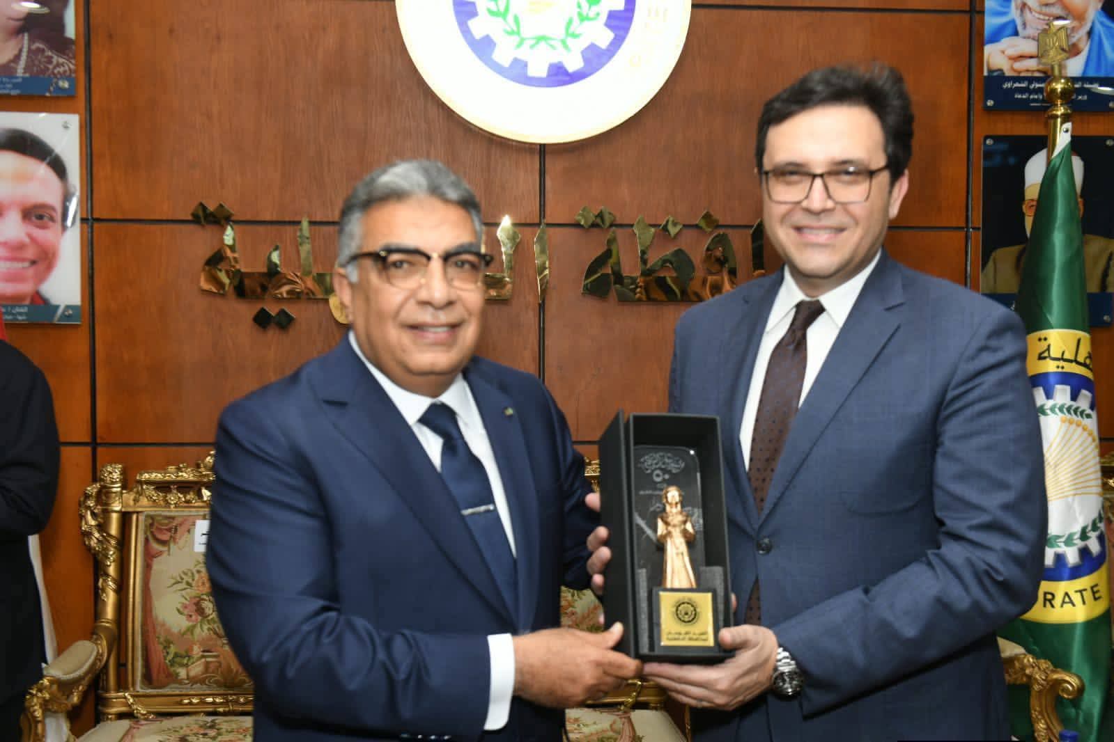 المنصورة تتجمل في عيدها القومي: افتتاح "قصر ثقافة أم كلثوم" صرحٌ تنويري ينتظر "لمة العيلة" الدقهلاوية