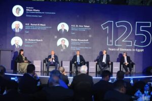 الفريق المهندس كامل الوزير يشارك فى الإحتفال بمرور 125 عام من التواجد والشراكة المستمرة لشركة سيمنز الألمانية فى مصر