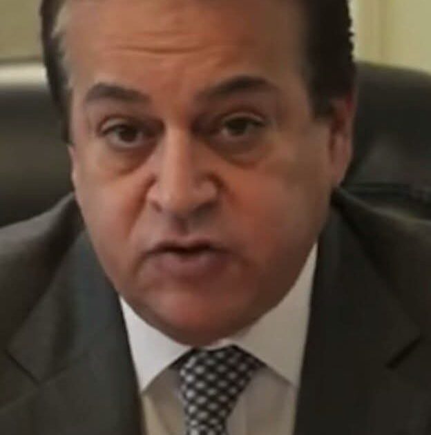 : أنين المرضى وآمال الشفاء في رحاب المستشفيات