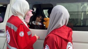 معبر رفح يشهد عودة منظمة للفلسطينيين نحو غزة