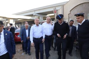 حملة كبرى يقودها محافظا القاهرة والقليوبية لرفع الإشغالات ودراسة تنظيم المواقف بالمنطقة الحدودية بين المحافظتينن