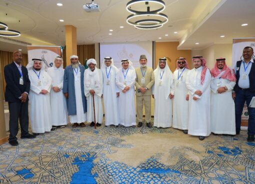 مدير جامعة مليبار الإسلامية في كيرالا يؤكد تطوير اللغة العربية و تحديثها أمر ضروري .