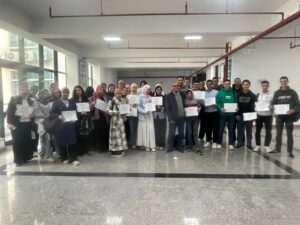 جامعة دمنهور تختتم ثاني مجموعات البرنامج التدريبي في التصميم الجرافيكي باستخدام Adobe Photoshop 2026"