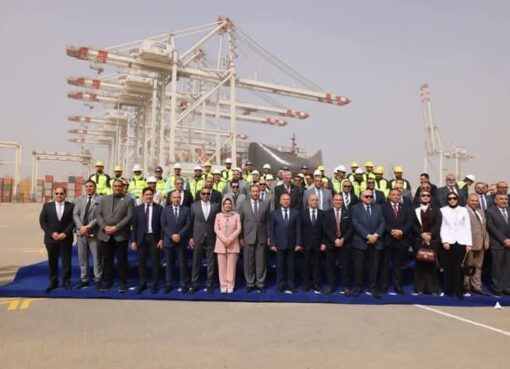 وزير النقل يشهد انطلاق التشغيل التجريبي التجاري لمحطة الحاويات "تحيا مصر" بميناء دمياط