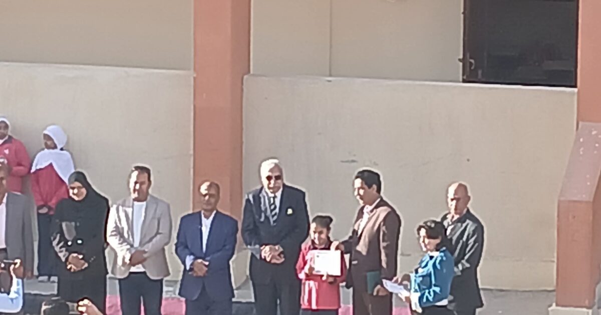 جولة تفقدية لوكيل تعليم البحر الأحمر لمتابعة انتظام الدراسة بمدرسة السلام الابتدائية