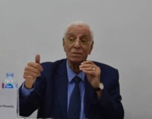 د. حسام موافى يطمئن متابعيه عن صحته ويكذب الشائعات