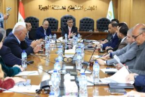 محافظ الجيزة يعقد لقاءً مع أعضاء مجلسي النواب والشيوخ عن تسعة دوائر بشمال الجيزة والواحات