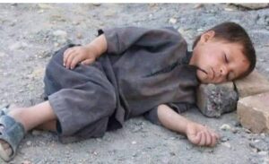 أطفال الشوارع في مصر: قنابل موقوتة أم زهور في مهب الريح؟