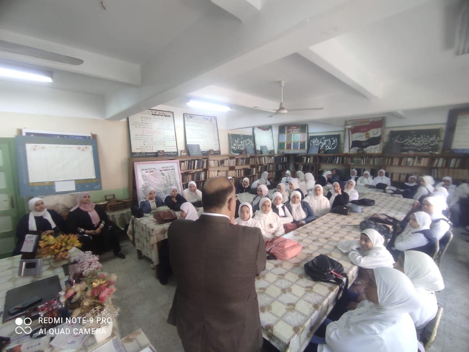 إعلام المنوفية يناقش «التعليم وضبط النمو السكاني» بثانوية الزراعي بشبين الكوم