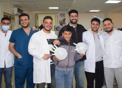 أسنان الجامعة المصرية الروسية تنظم قافلة ويوم علاجى لتلاميذ مدينة بدر
