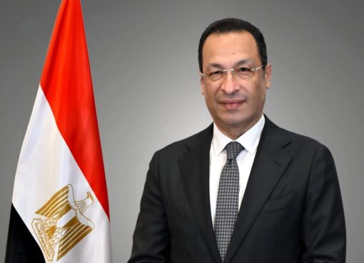 وزير الاتصالات وتكنولوجيا المعلومات يغادر إلى الهند للمشاركة في قمة تأثير الذكاء الاصطناعي