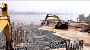 الري تواصل حملات إزالة التعديات على النيل بالجيزة.. 71 مخالفة أزيلت ضمن المشروع القومي لضبط النهر