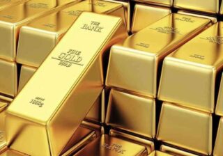 الذهب يسترد جزءا من خسائره مع انتظار إشارات السياسة النقدية الأمريكية