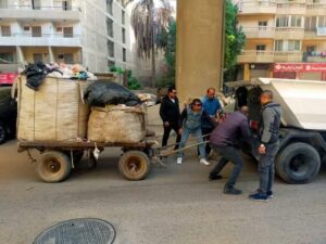 ضبط 24 عربة كارو وتروسيكل خلال حملات مكثفة لمواجهة النباشين والفرز العشوائي بالجيزة