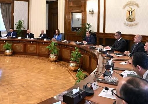 رئيس الوزراء يترأس أول اجتماع لمجلس المحافظين بعد تشكيله الجديد