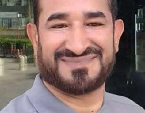 مناضل في بلاد الغربه