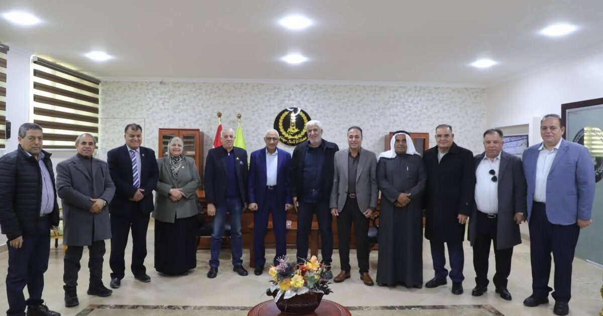 محافظ شمال سيناء يلتقي نواب البرلمان لبحث احتياجات المواطنين وتعزيز التنمية