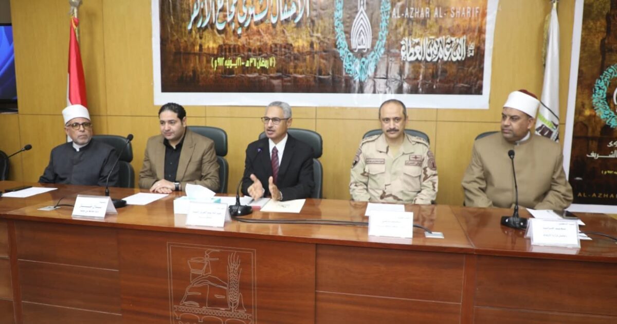 محافظ بني سويف يشهد الاحتفال بالذكرى 1086 على إنشاء الجامع الأزهر الشريف