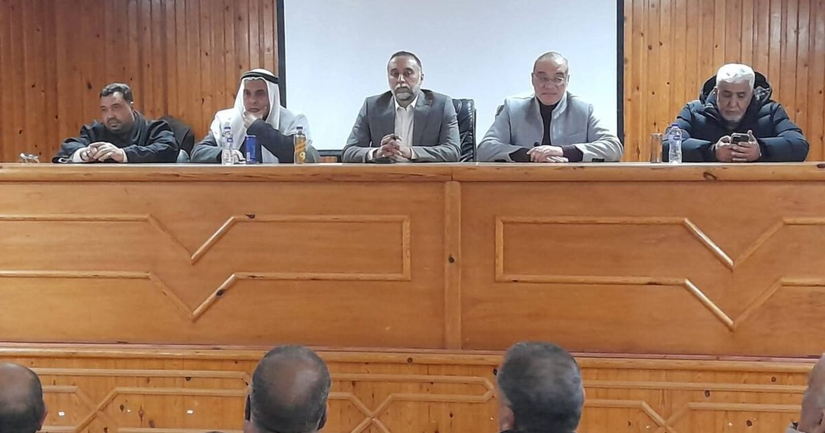 وفد برلماني وممثلو المجتمع المدني في زيارة لمستشفى العريش العام