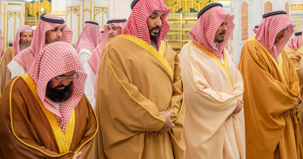 معالي رئيس الشؤون الدينية يشيد بزيارة سمو ولي العهد للمسجد النبوي ويؤكد: تجسيدٌ لاهتمام القيادة بخدمة الحرمين وزائريهما