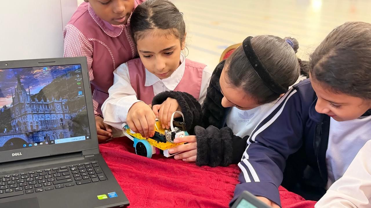 تعليم الطائف يستهدف 800 طالب وطالبة بورش علمية وتقنية في منهجية stem  ضمن فعاليات يوم التأسيس 