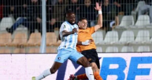 بيراميدز يسحق نهضة بركان