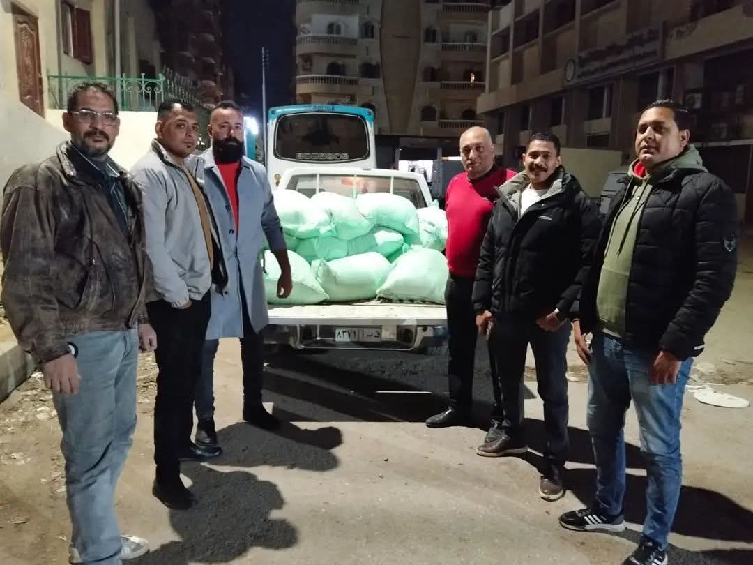 50 مخالفة تموينية بالفيوم.. ومصادرة 1675 كجم أسماك فاسدة ودقيق مدعم وسجائر مهربة