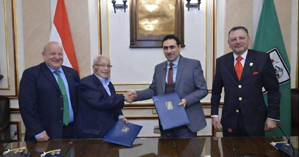 جامعة القاهرة تطلق 50قافلة طبية للكشف على الأطفال في المناطق الأكثر احتياجًا.