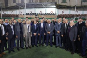 إفتتاح وزير الكهرباء والطاقة المتجددة للدورة الرمضانية لكرة القدم مع مشاركته إفطار العاملين بشركات الكهرباء