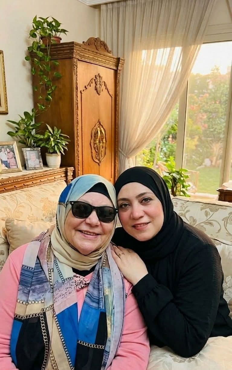 الأم: رمز الحب والتضحية