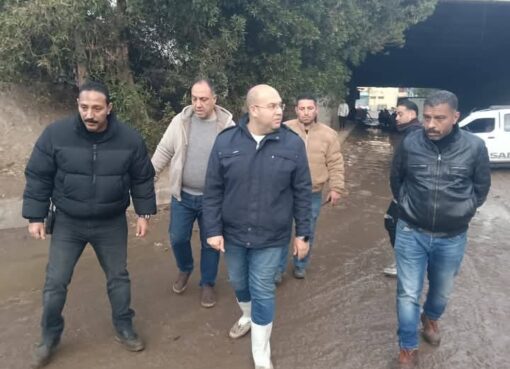 نائب محافظ الجيزة يتابع ميدانيا أعمال شفط مياه الأمطار بأوسيم وكرداسة
